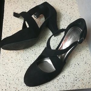 Dexflex comfort size 7 1/2